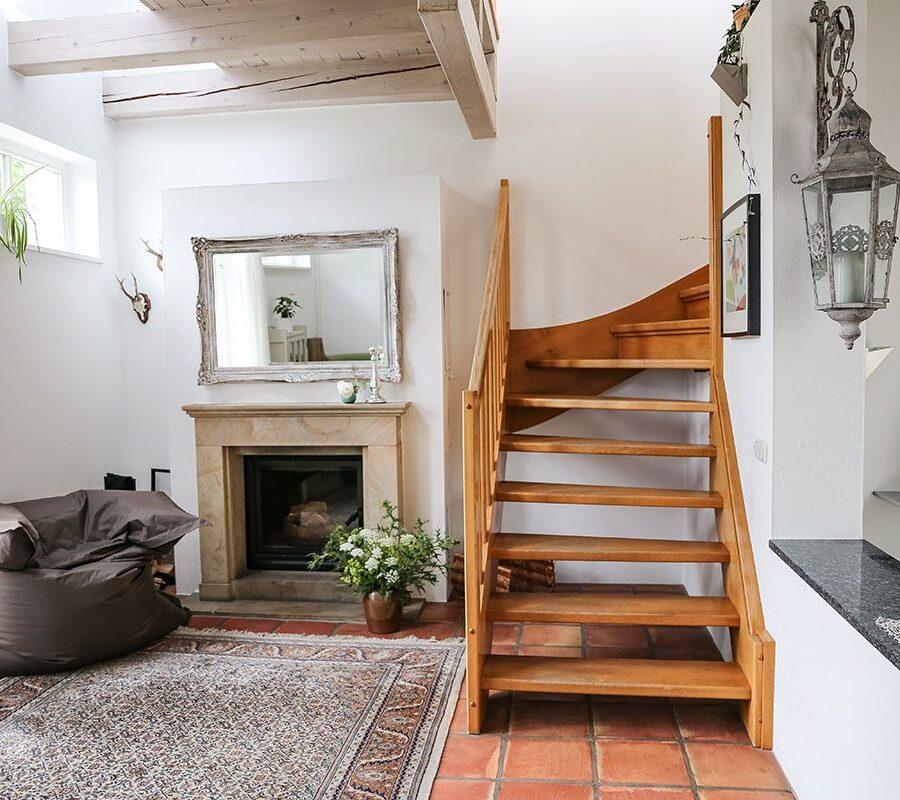Ferienhaus Galerie — Wintergarten, Gartenhaus und stille Lieblingsplätze für bis zu 8 Personen.
